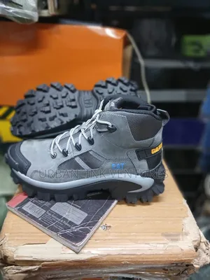 Caterpillar Sneakers