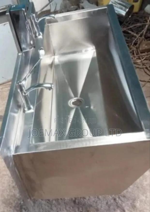 Sluice Sink With 2 Taps Scrub Sink - main view