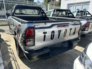 Toyota Hilux Revo Single Cab Deisel 2.4 RWD 2019 Silver
