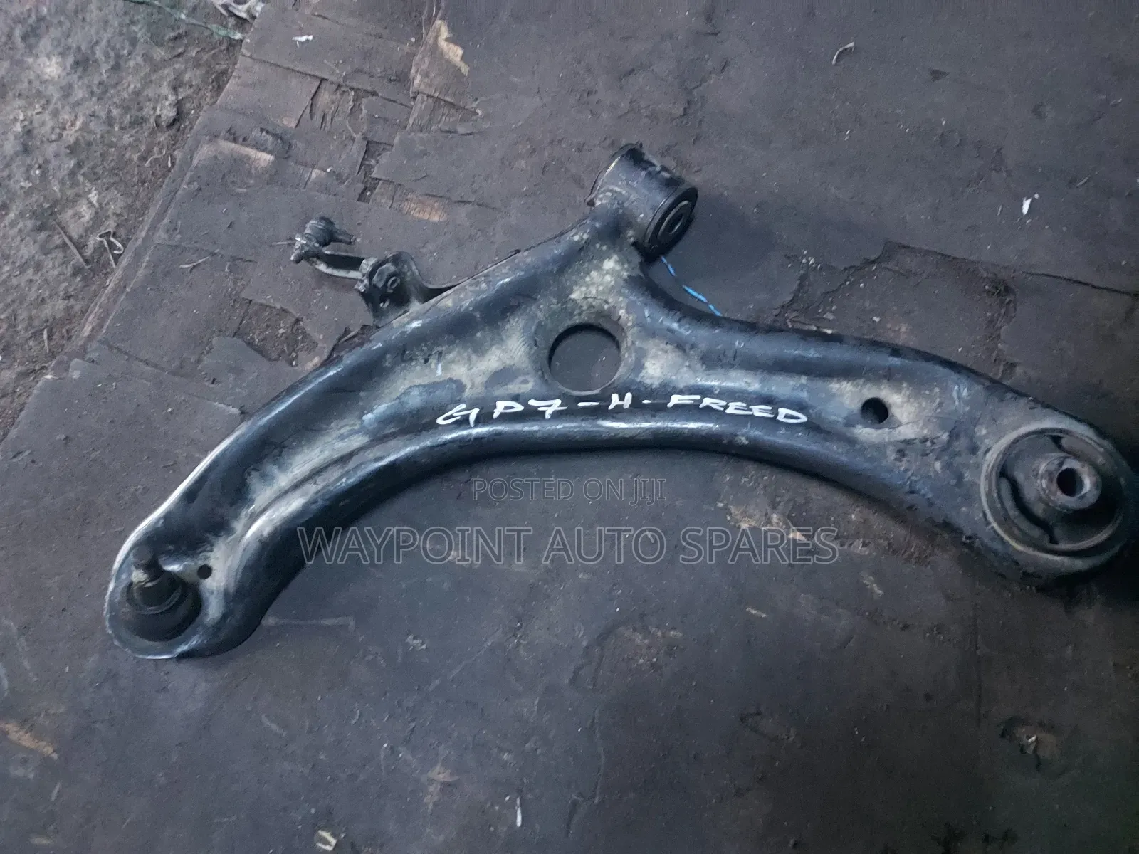 Front Control Arm Honda Fit/Freed New