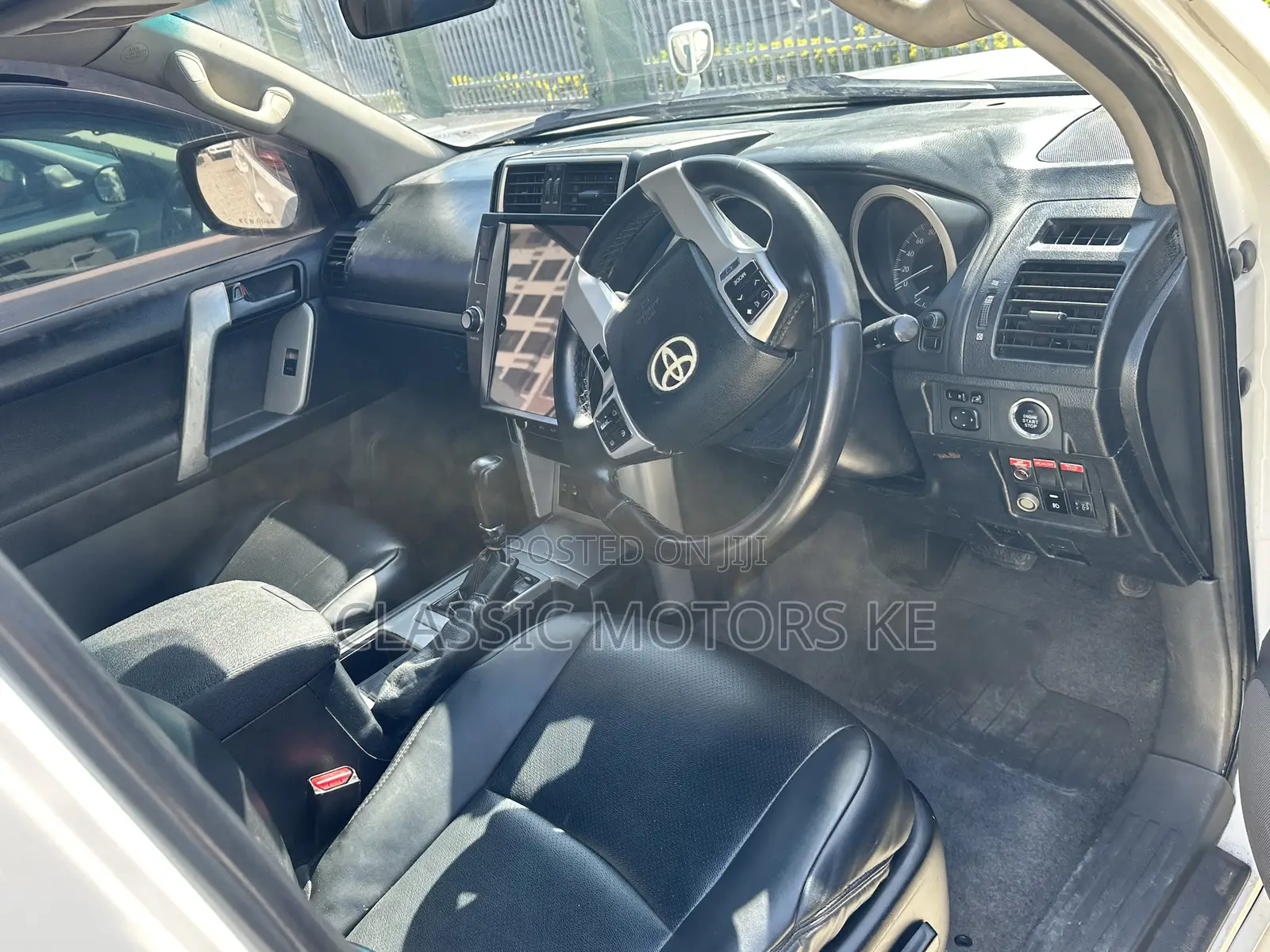 Toyota Land Cruiser Prado 2.8 D-4D 2015 White