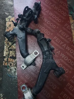 Front Control Arm Toyota Mark X/Crown