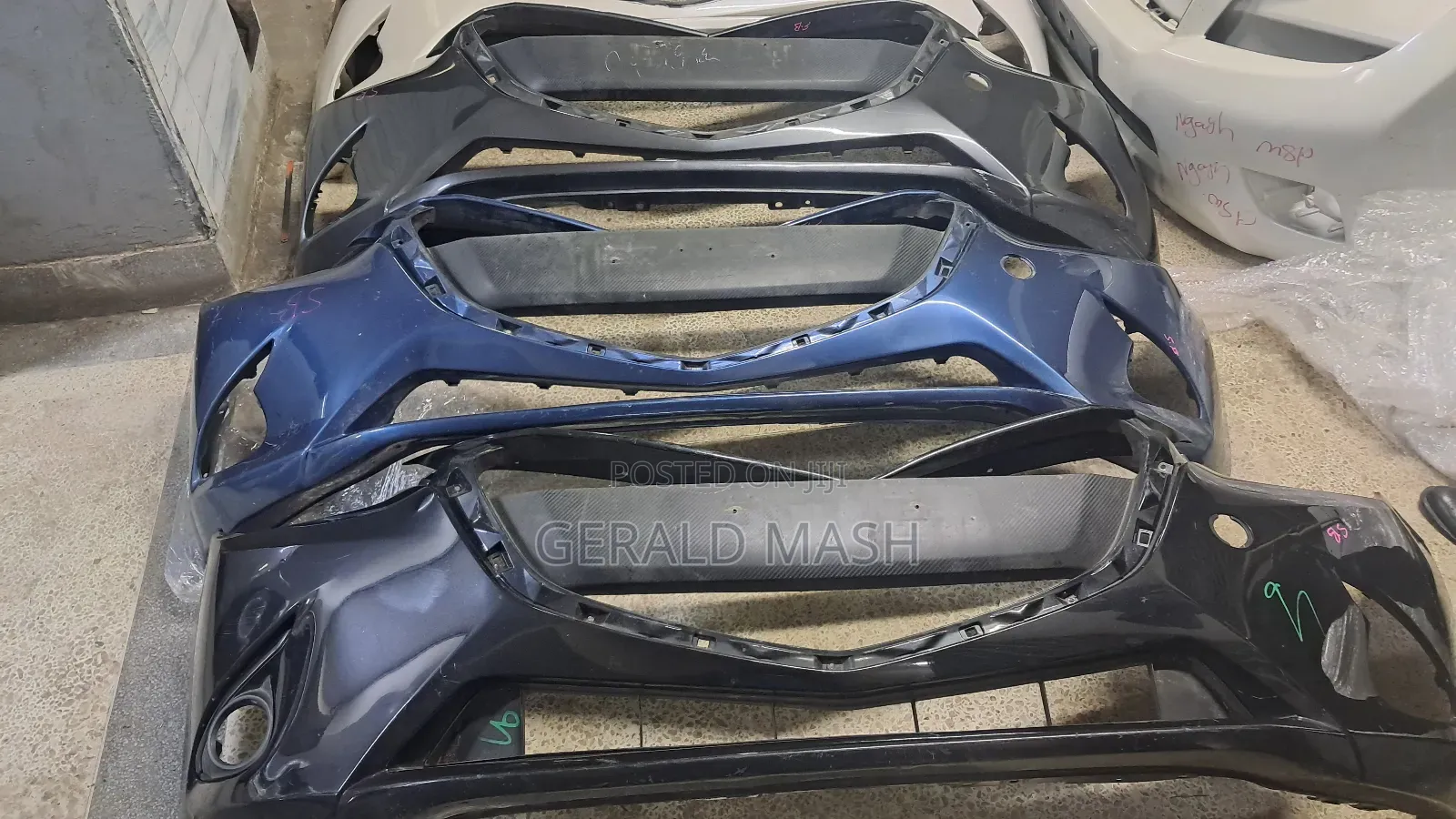 Bumper Mazda Demio