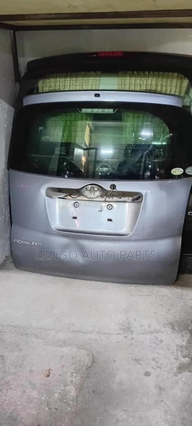 Toyota Ractis 2008 Boot Lid
