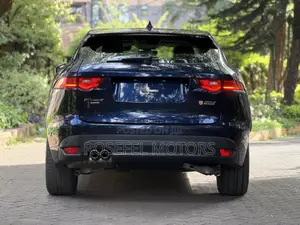 Jaguar F-Pace 20d R-Sport AWD 2019 Blue