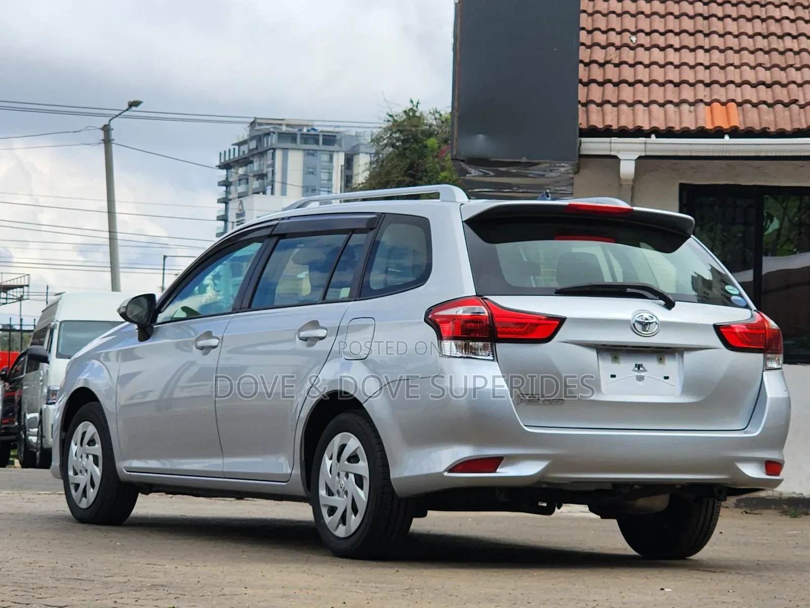 Toyota Corolla Fielder 1.5 Petrol FWD 2018 Silver