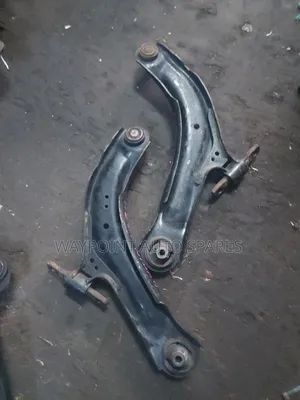 Front Arms Nissan Serena
