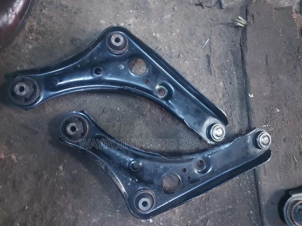 Nissan Dayz Front Control Arms - thumbnail 2