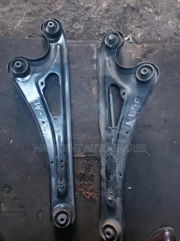 Rear Arm Suzuki Alto