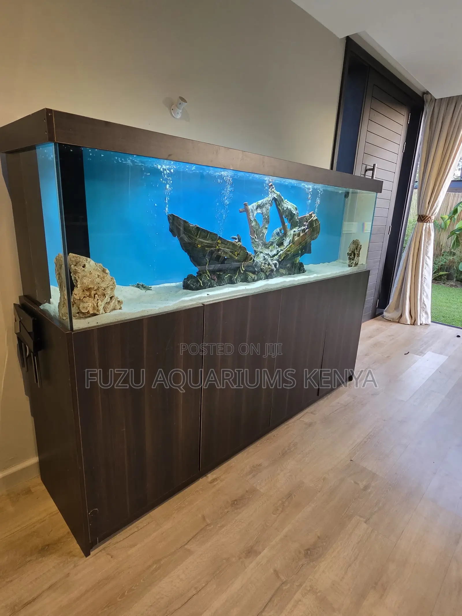 Aquarium Cabinet Set That Brings Art and Nature Together