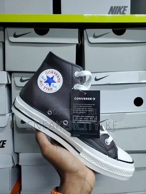 Converse High Cut Leather Chuck Taylor