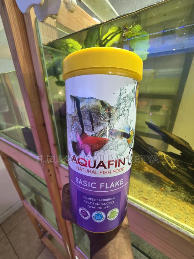 Cleanwater Tech Fish Food Flakes - main view