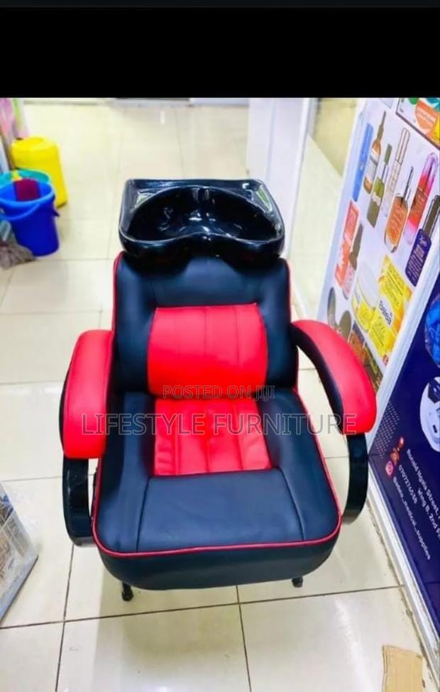 Salon Sinks Red - main view