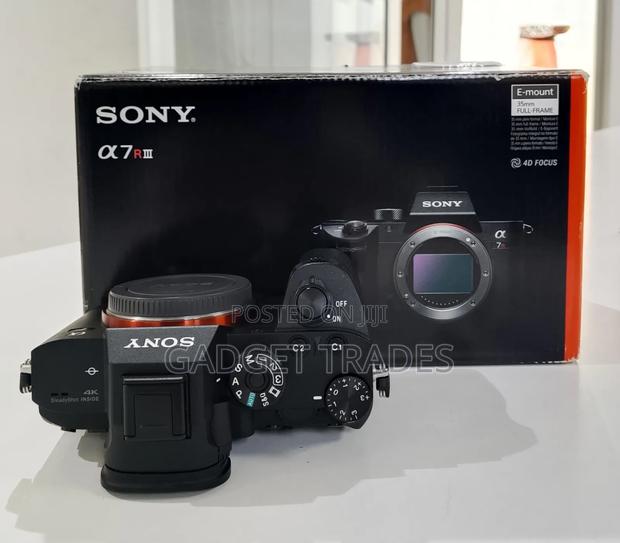 Sony A7r Iii Mirrorless Camera(Open Box) - thumbnail 2