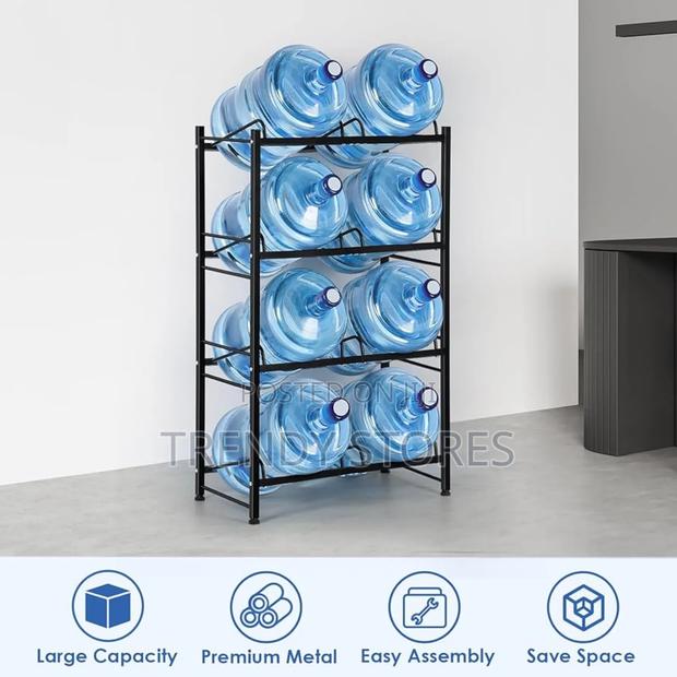 8 Water Bottles Rack - main view
