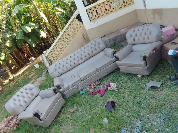 Sofa Refurbishment - thumbnail 2
