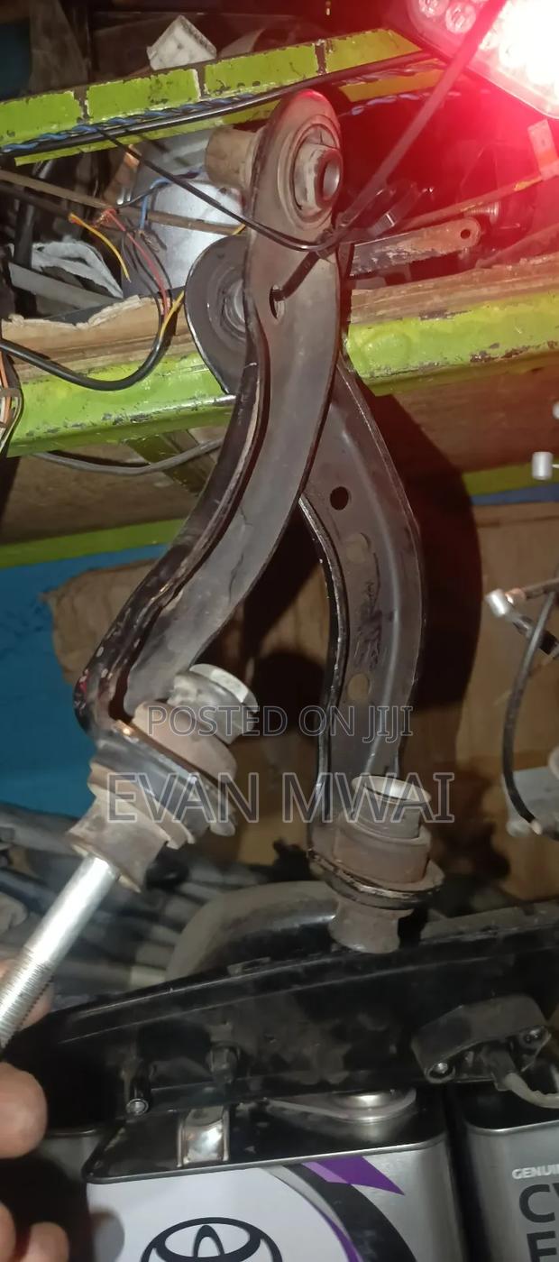 Nissan Tilda/Note/Wingroad - main view