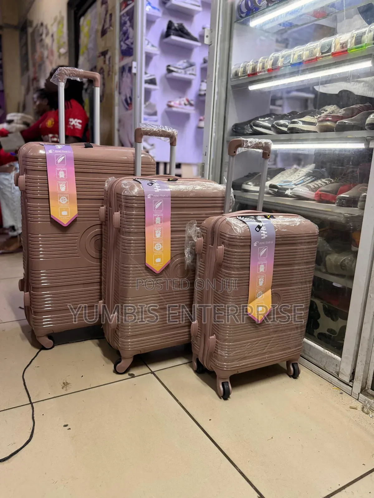 Rose Gold 3 in 1 Rubber Suitcase at 7,000