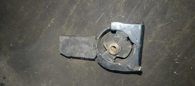 Toyota Fielder Gearbox Mounting - thumbnail 4