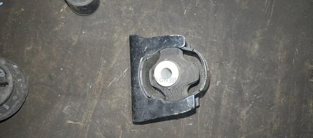 Toyota Axio Gearbox Mounting - thumbnail 2
