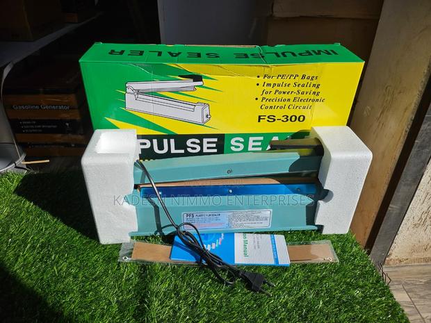 High-performance 400mm Impulse Sealer – Strong Seal - main view