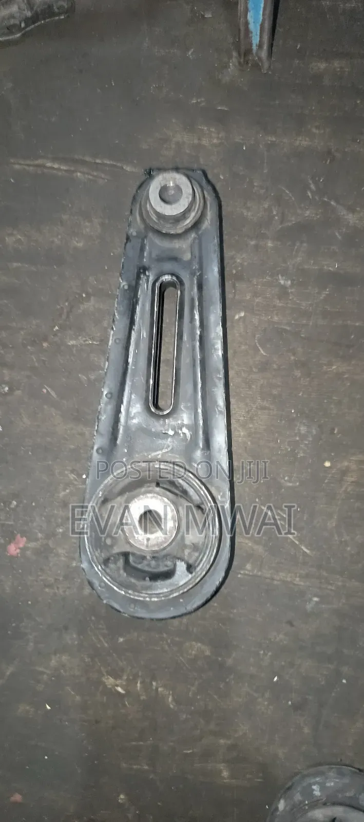 Nissan X-Trail/Dualis Gearbox Mounting