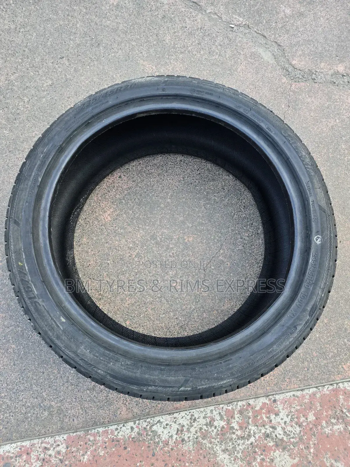 235 /45 R20 Galaxia Tyres.