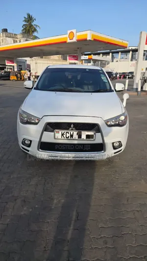 Mitsubishi RVR 2013 White