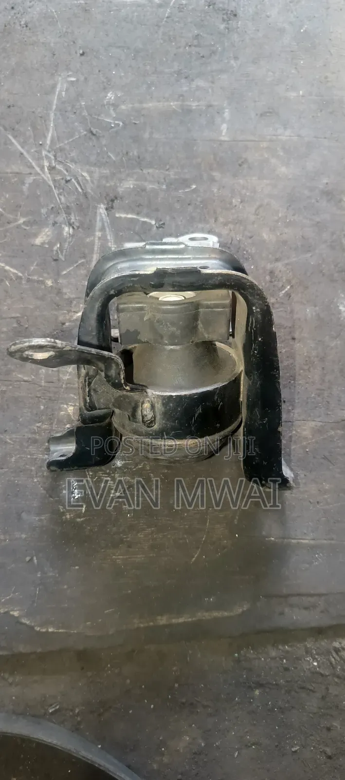Toyota Wish 2005 Gearbox Mounting