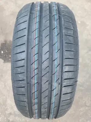 225/45r17 Maxtrek Tires [Highway]