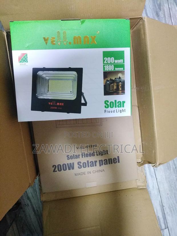 200watts Solar Floodlights - main view