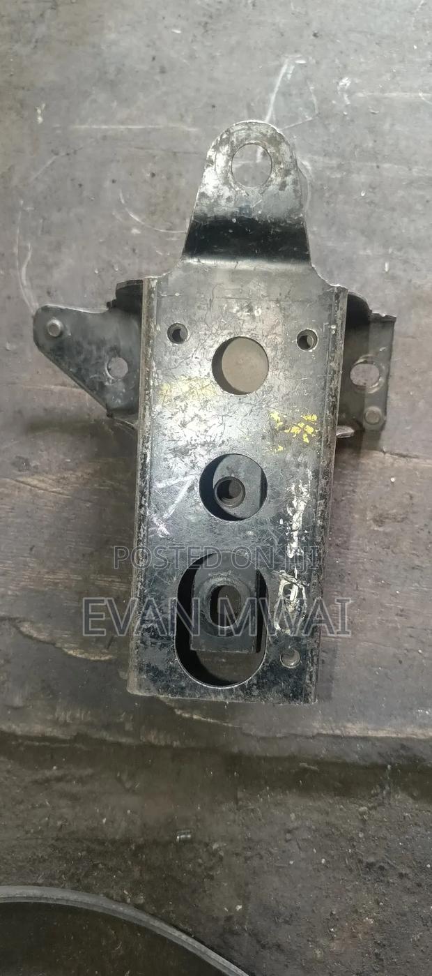 Toyota Passo 2008 Gearbox Mounting - thumbnail 3
