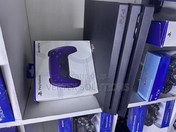 🎮 Playstation 4 Pro 1tb – Chipped | 38 Games + 2 Controllers 🎮 - main view