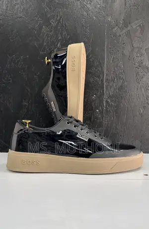 Men's Boss Casual Sneakers With a Patent Finish and a Tan Sole