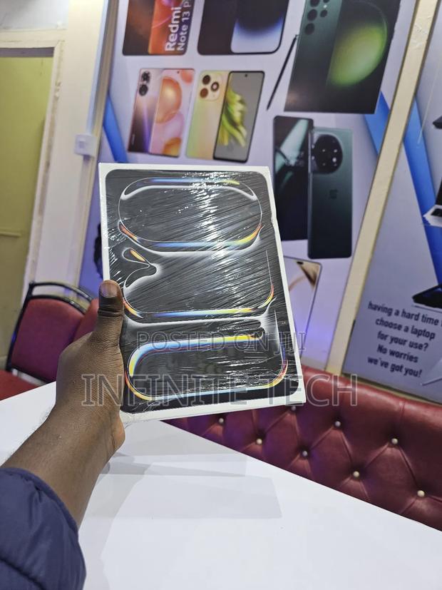 New Apple iPad Air 128 GB Black - thumbnail 2