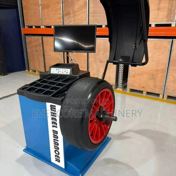 Commercial Electric Vehicle Wheel Balancer Machine Single Phase.
