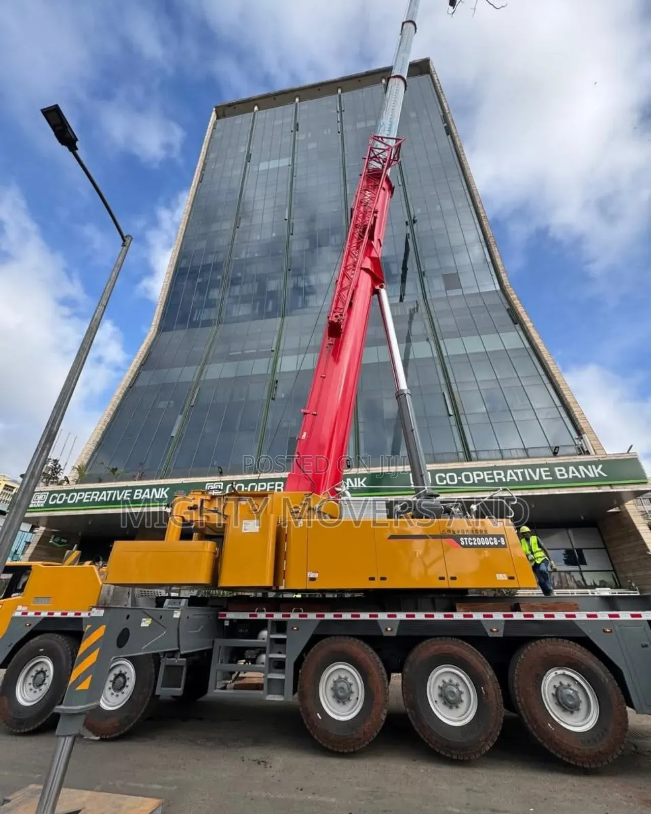 Transit Cranes for Hoisting and Logistics Services Are Available