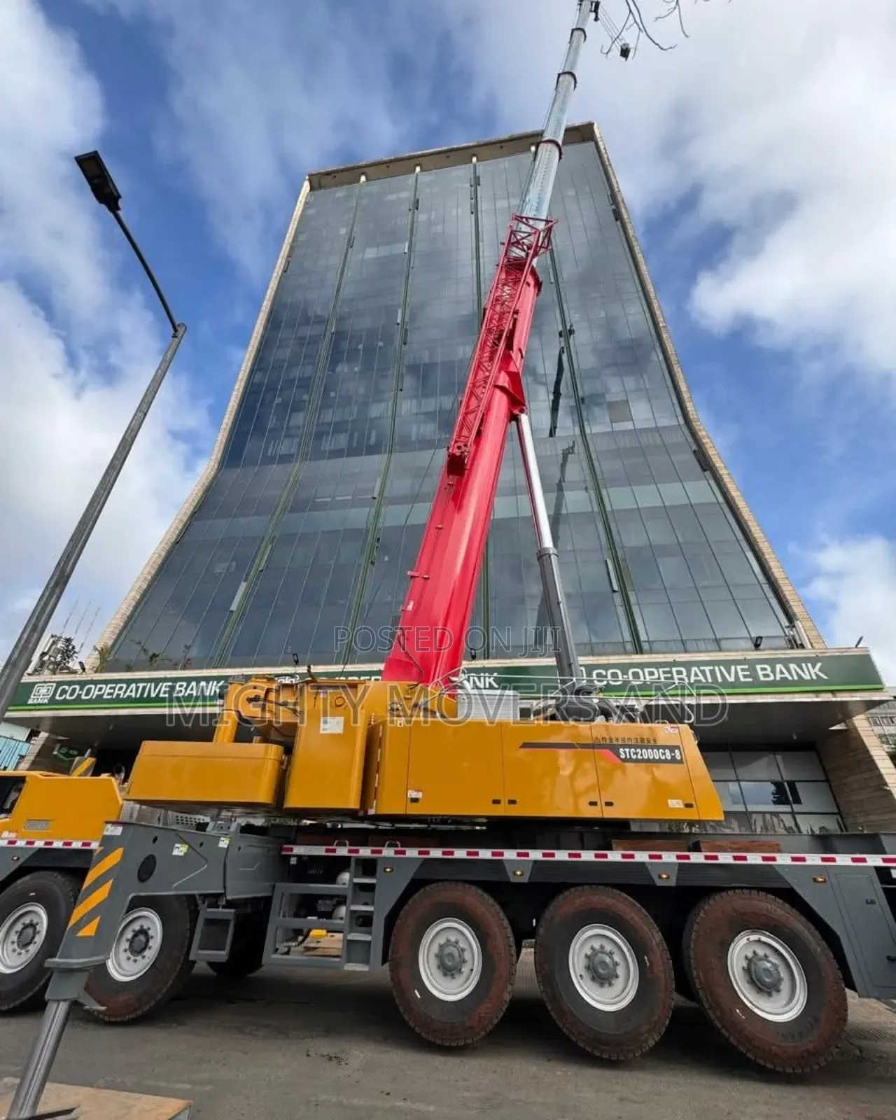 Transit Cranes for Hoisting and Logistics Services Are Available