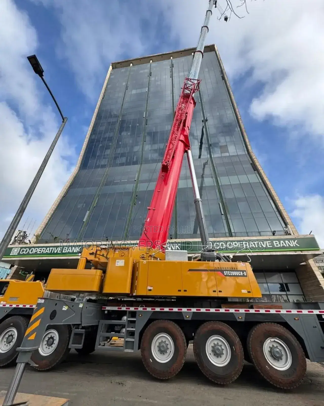 Transit Cranes for Hoisting and Logistics Services Are Available