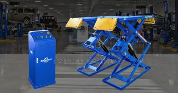 Commercial Car Scissor Lift Machine 3500kg Electric Hydraulic.