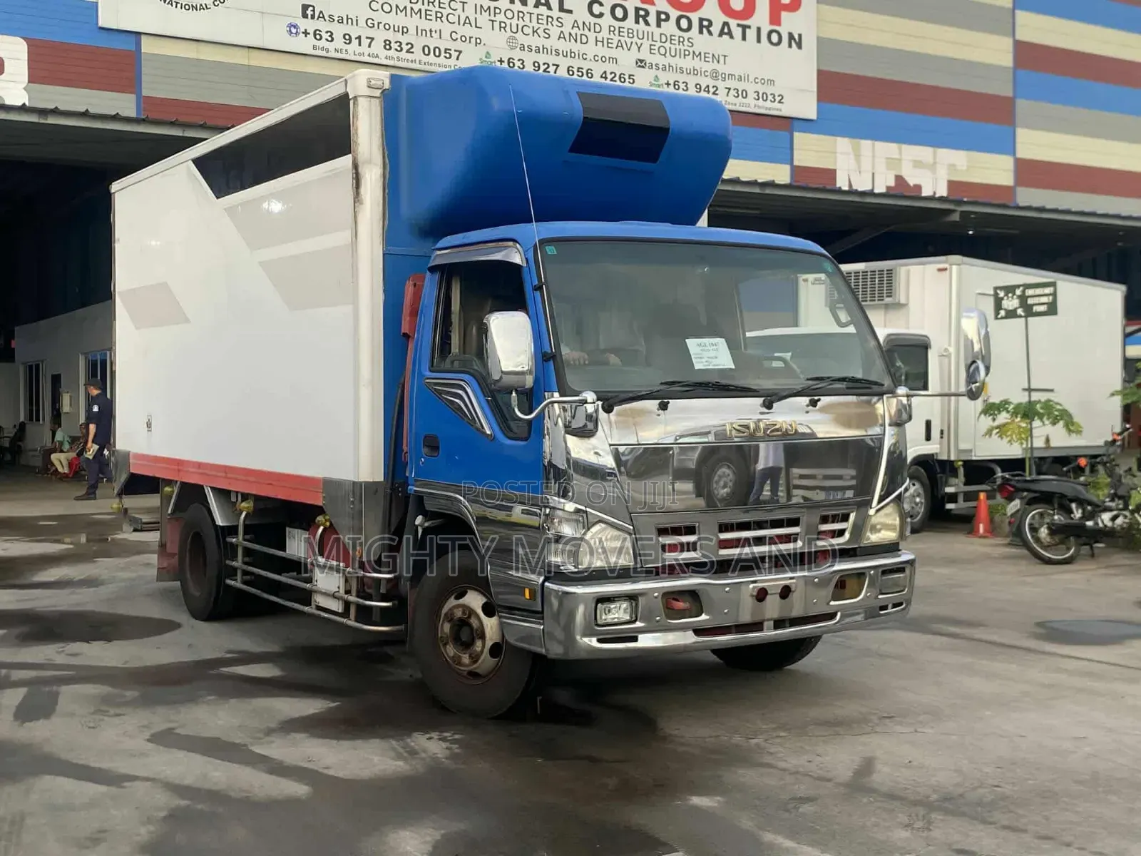 Transit Lorries for Errands and Logistics Are Readily Available