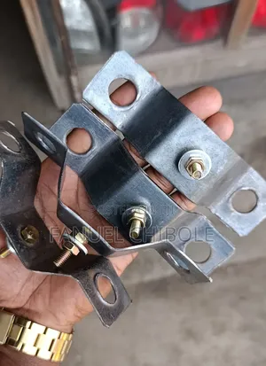 New Version of Car Wheel Cap Holders