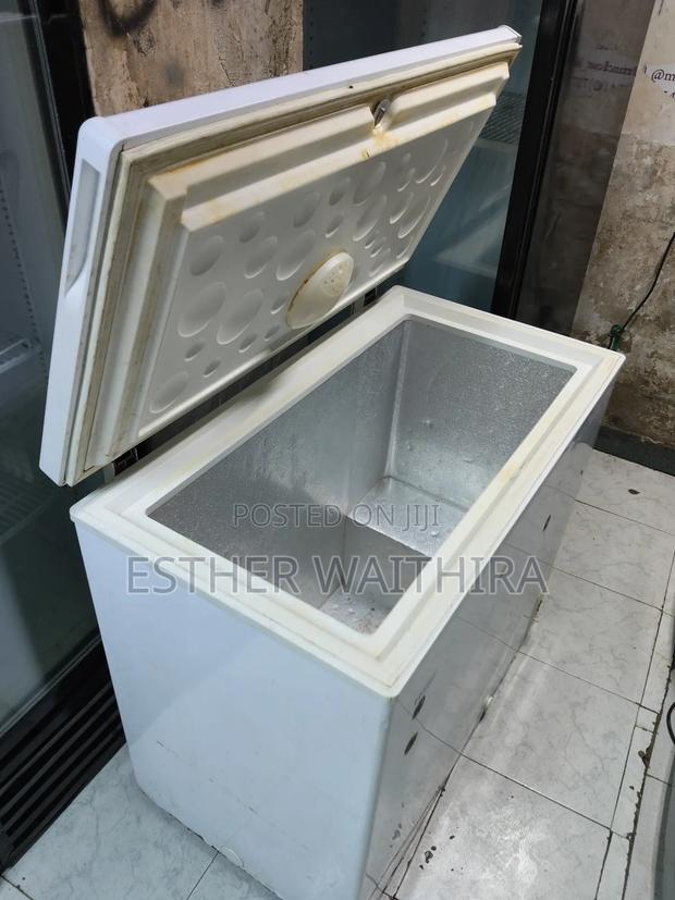 Pure White Mika Chest Freezer - thumbnail 2