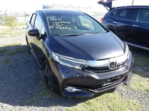 Honda Fit Shuttle 1.5 Hybrid 2WD 2018 Black