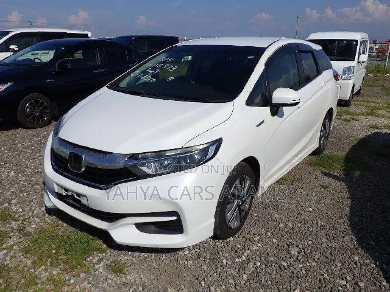 Honda Fit Shuttle 1.5 Hybrid 2WD 2018 White