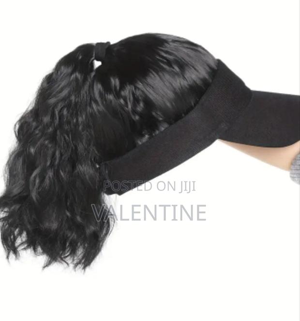 Curly Wave Ponytail Wig With Baseball - thumbnail 2