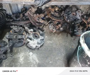Toyota Voxy Front Hub 5500