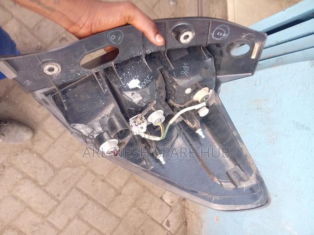 Subaru Forester Sh Tail Light - thumbnail 6