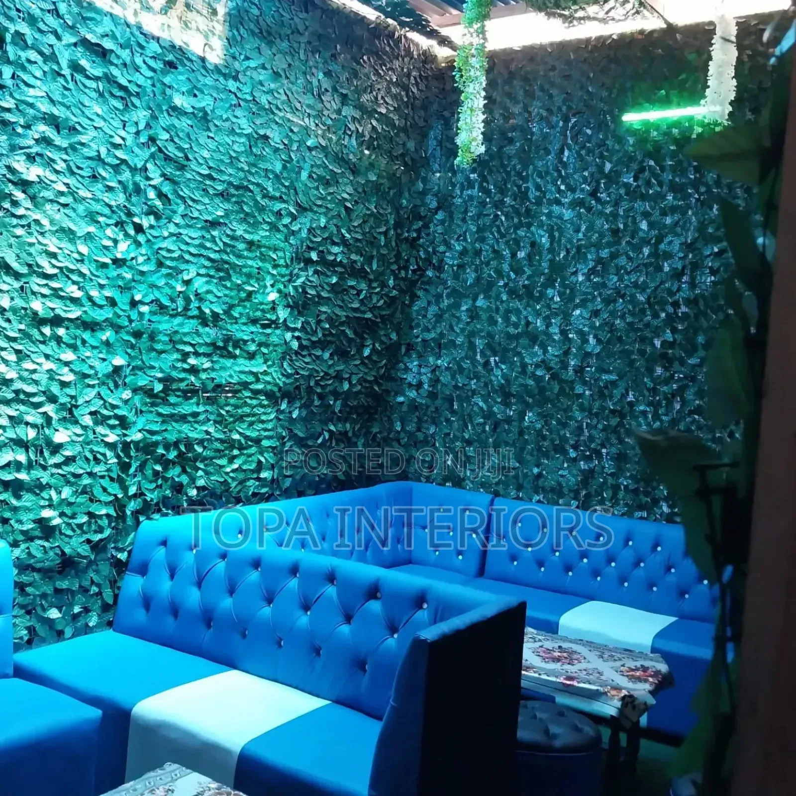 Green Wall Decor With Artificial Privacy Fence Rolls