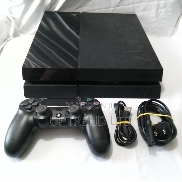 Sony Playstation 4 500gb Black Console Ps4 W/ Controller Cords - main view